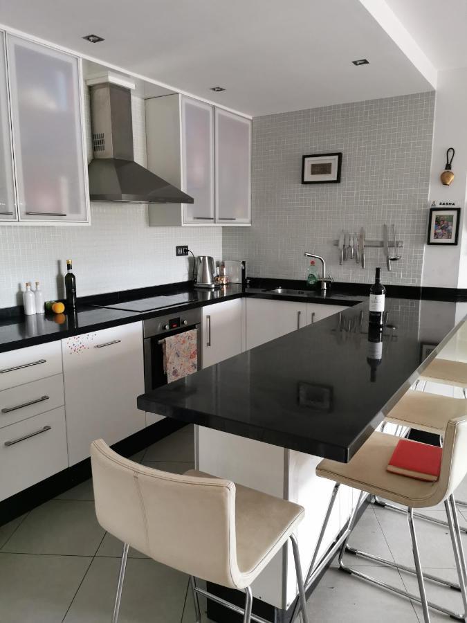 Apartmán Modern Sea View Duplex With Parking El Médano Exteriér fotografie